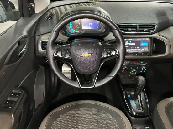 CHEVROLET-PRISMA-2014