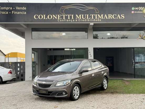 CHEVROLET-PRISMA-2013