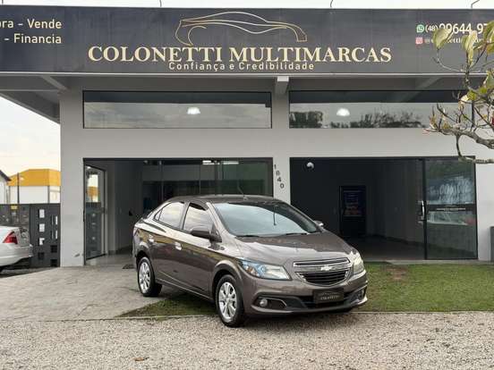 CHEVROLET-PRISMA-2013