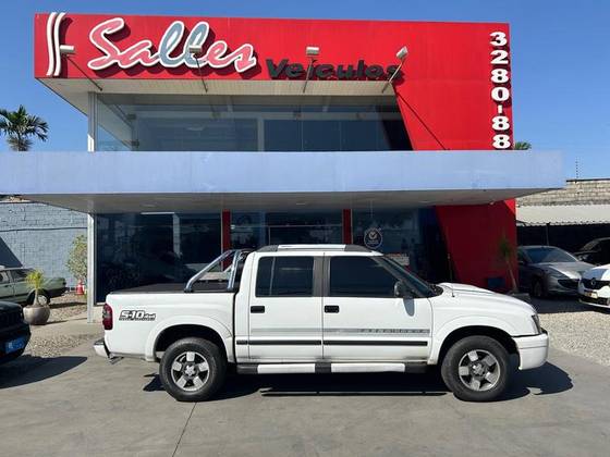 CHEVROLET S10 2.8 EXECUTIVE 4X4 CD 12V TURBO ELECTRONIC INTERCOOLER DIESEL 4P MANUAL