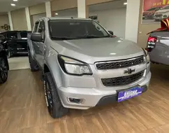 CHEVROLET S10 2.8 LS 4X4 CD 16V TURBO DIESEL 4P MANUAL CHEVROLET S10 2.8 LS 4X4 CD 16V TURBO DIESEL 4P MANUAL