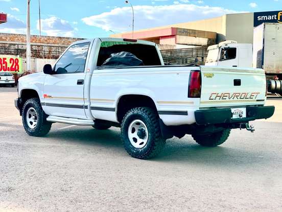 CHEVROLET-SILVERADO-1997