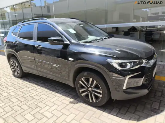 CHEVROLET-TRACKER-2023