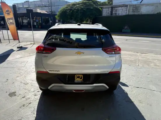 CHEVROLET-TRACKER-2020