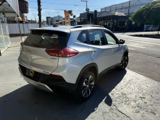 CHEVROLET-TRACKER-2020