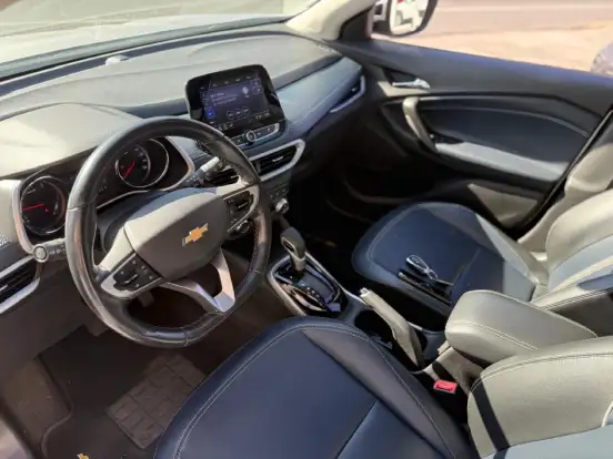 CHEVROLET-TRACKER-2020