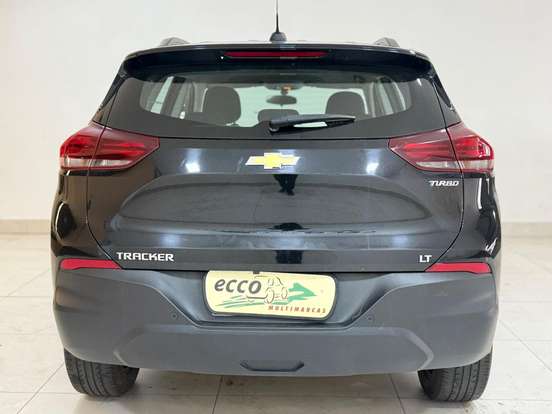 CHEVROLET-TRACKER-2023