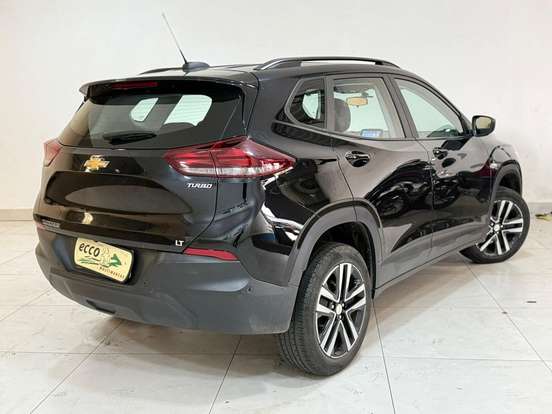 CHEVROLET-TRACKER-2023