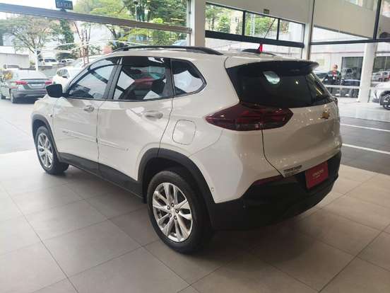CHEVROLET-TRACKER-2022