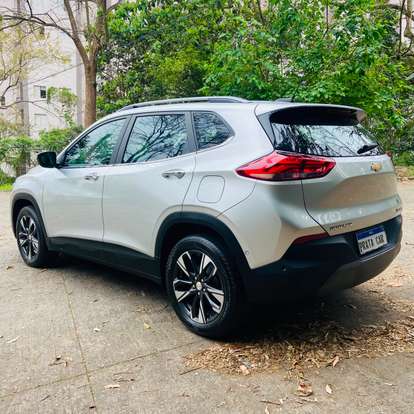 CHEVROLET-TRACKER-2022