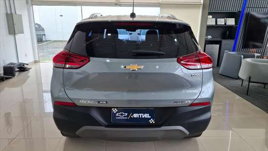 CHEVROLET-TRACKER-2023
