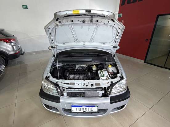 CHEVROLET-ZAFIRA-2001