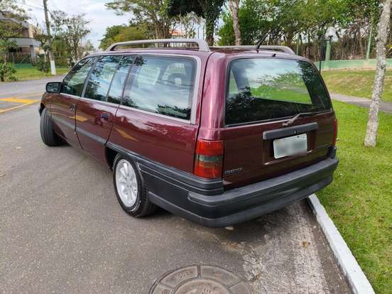 CHEVROLET-OMEGA-1993