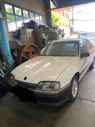 CHEVROLET OMEGA 2.0 MPFI GLS 8V GASOLINA 4P MANUAL