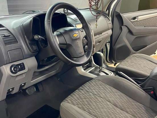 CHEVROLET-S10-2.8 LT 4X2 CD 16V TURBO DIESEL 4P AUTOMÁTICO CHEVROLET-S10-2014