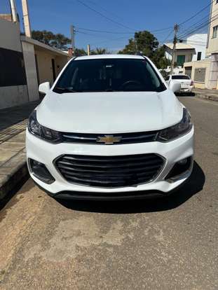 CHEVROLET-TRACKER-2017