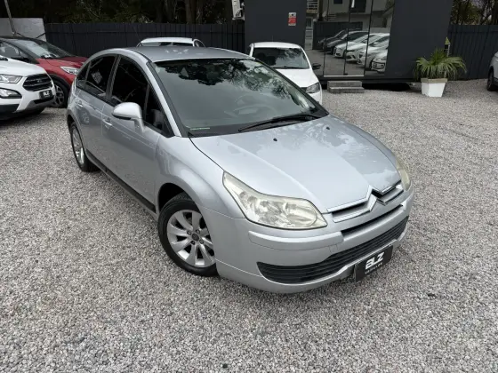CITROËN C4 2.0 GLX 16V FLEX 4P AUTOMÁTICO