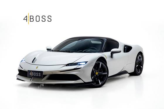 FERRARI SF90 4.0 V8 TURBO PHEV SPIDER F1-DCT