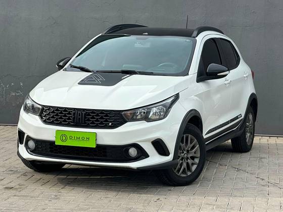 FIAT ARGO 1.8 E.TORQ FLEX TREKKING AT6