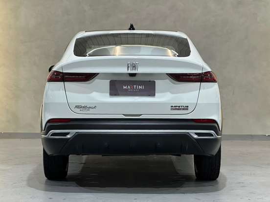 FIAT-FASTBACK-2022