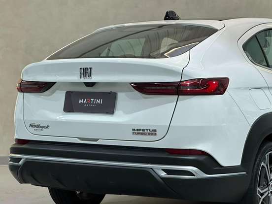 FIAT-FASTBACK-2022