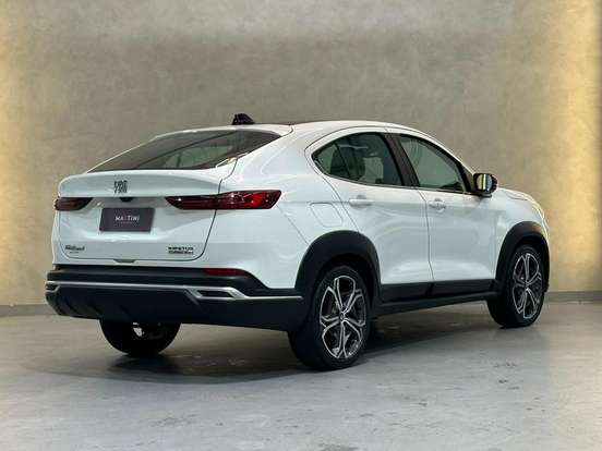 FIAT-FASTBACK-1.0 TURBO 200 FLEX IMPETUS CVT FIAT-FASTBACK-2022