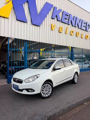 FIAT GRAND SIENA 1.6 MPI ESSENCE 16V FLEX 4P MANUAL