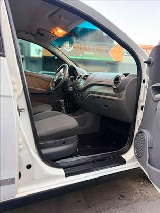 FIAT-GRAND SIENA-2015