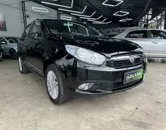 FIAT GRAND SIENA 1.6 MPI ESSENCE 16V FLEX 4P MANUAL FIAT GRAND SIENA 1.6 MPI ESSENCE 16V FLEX 4P MANUAL