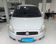 FIAT IDEA 1.4 MPI ATTRACTIVE 8V FLEX 4P MANUAL FIAT IDEA 1.4 MPI ATTRACTIVE 8V FLEX 4P MANUAL
