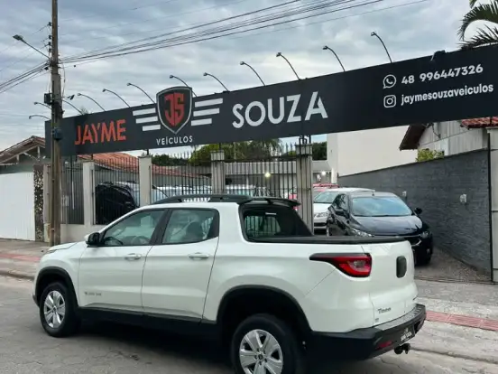FIAT-TORO-1.8 16V EVO FLEX FREEDOM AT6 FIAT-TORO-2017