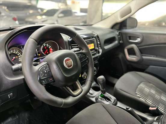 FIAT-TORO-2017
