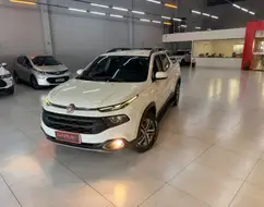 FIAT TORO 2.0 16V TURBO DIESEL FREEDOM 4WD AT9 FIAT TORO 2.0 16V TURBO DIESEL FREEDOM 4WD AT9