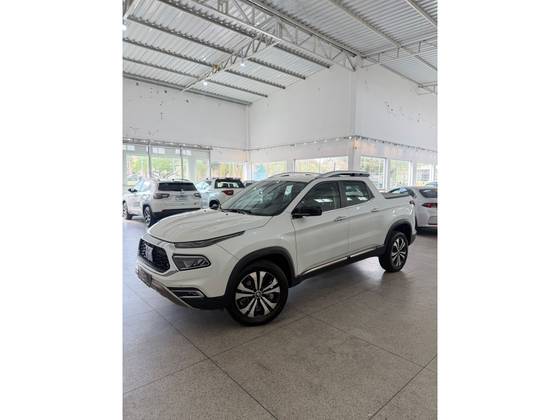 FIAT TORO 2.0 16V TURBO DIESEL VOLCANO 4WD AT9