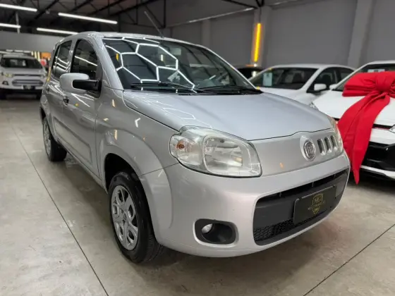 FIAT UNO 1.0 EVO VIVACE 8V FLEX 4P MANUAL