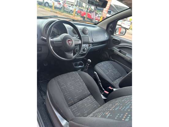 FIAT-UNO-2015