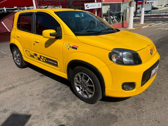 FIAT UNO 1.4 SPORTING 8V FLEX 4P MANUAL