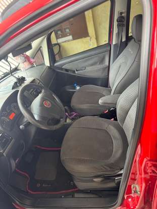 FIAT-IDEA-1.8 MPI ADVENTURE 16V FLEX 4P AUTOMATIZADO FIAT-IDEA-2011