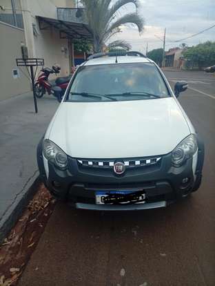 FIAT-PALIO-2016