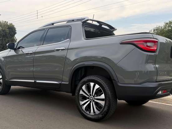 FIAT-TORO-2.0 16V TURBO DIESEL VOLCANO 4WD AT9 FIAT-TORO-2024