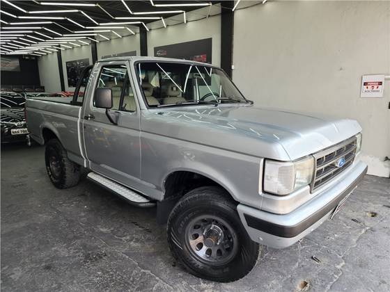 FORD F-1000 3.9 SUPER SÉRIE CS 8V DIESEL 2P MANUAL