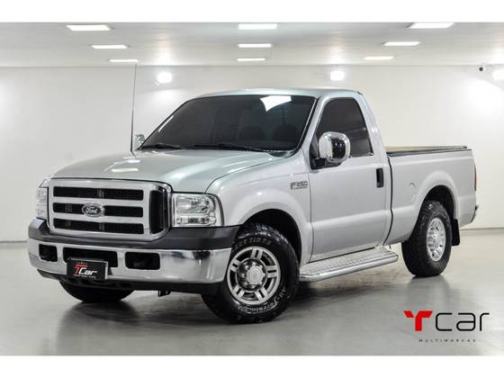 FORD F-250 3.9 XLT MAX POWER 4X2 CS DIESEL 2P MANUAL