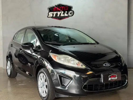 FORD FIESTA 1.6 SE HATCH 16V FLEX 4P MANUAL