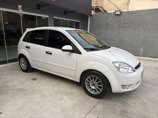 FORD-FIESTA-1.0 MPI SUPERCHARGER 8V GASOLINA 4P MANUAL FORD-FIESTA-2002