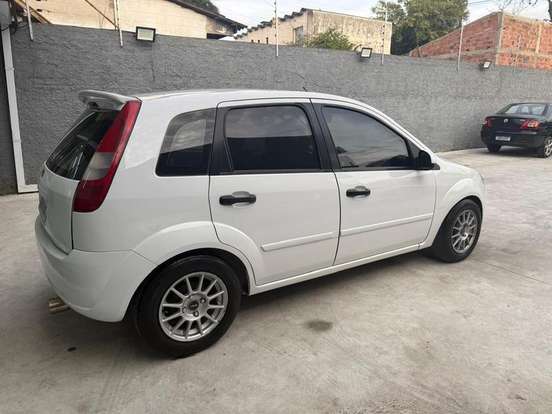 FORD-FIESTA-2002
