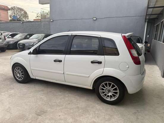 FORD-FIESTA-2002
