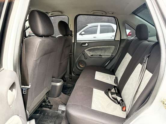 FORD-FIESTA-1.6 MPI CLASS SEDAN 8V FLEX 4P MANUAL FORD-FIESTA-2009