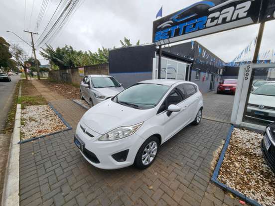 FORD-FIESTA-2012