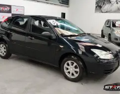 FORD FOCUS 1.6 GL 8V FLEX 4P MANUAL FORD FOCUS 1.6 GL 8V FLEX 4P MANUAL
