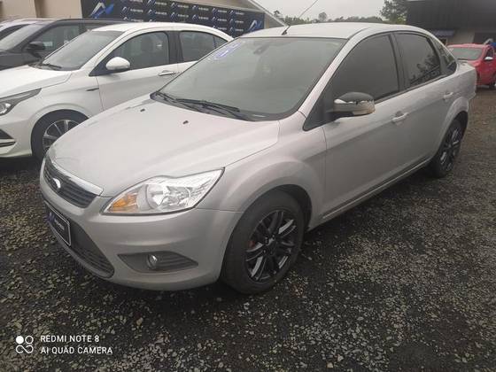 FORD FOCUS 1.6 GL 16V FLEX 4P MANUAL